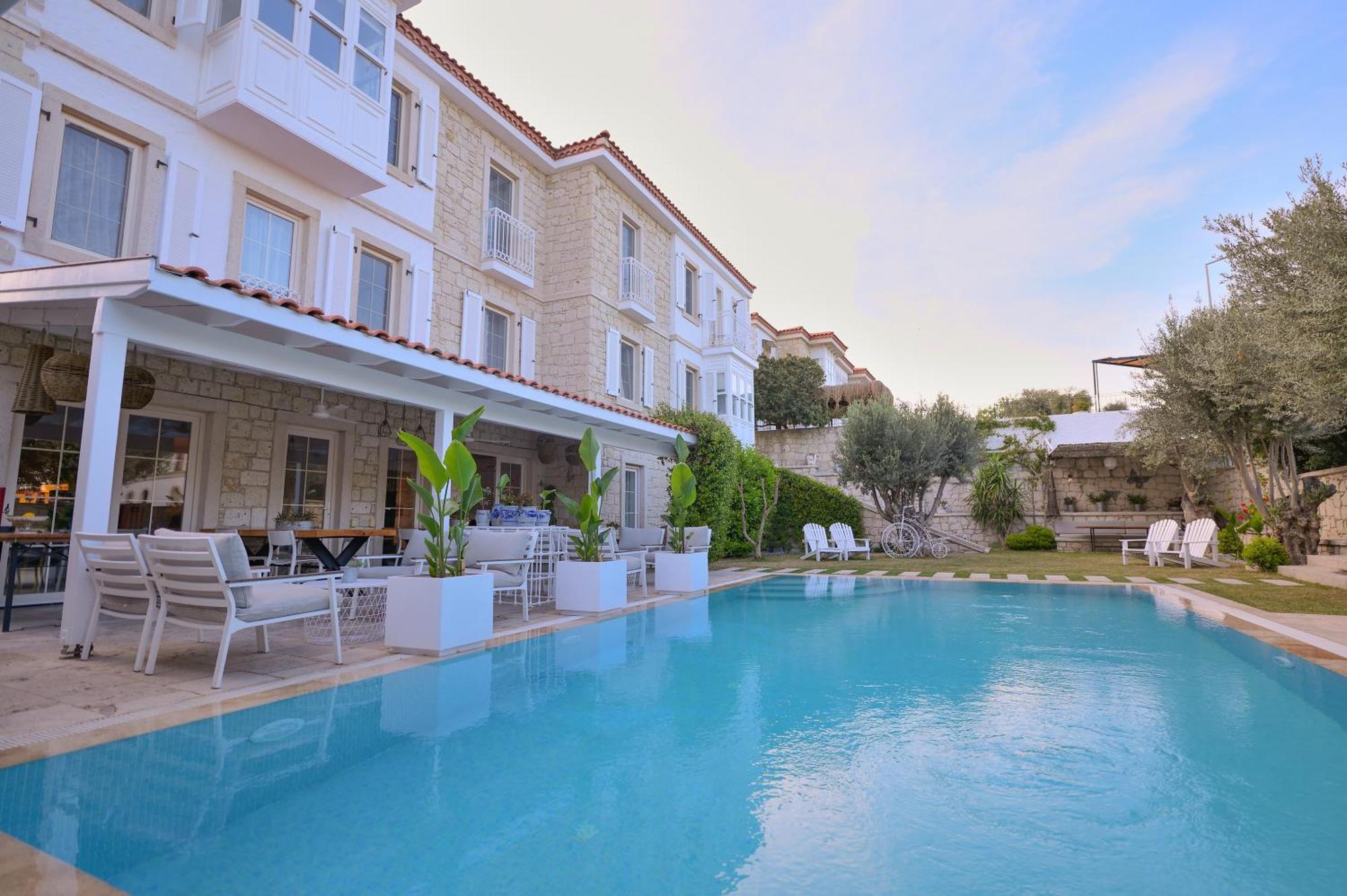 Peremere Alacati Otel Kültér fotó